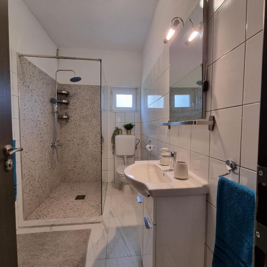 Holiday House Da & Do Pakoštane Zewnętrze zdjęcie