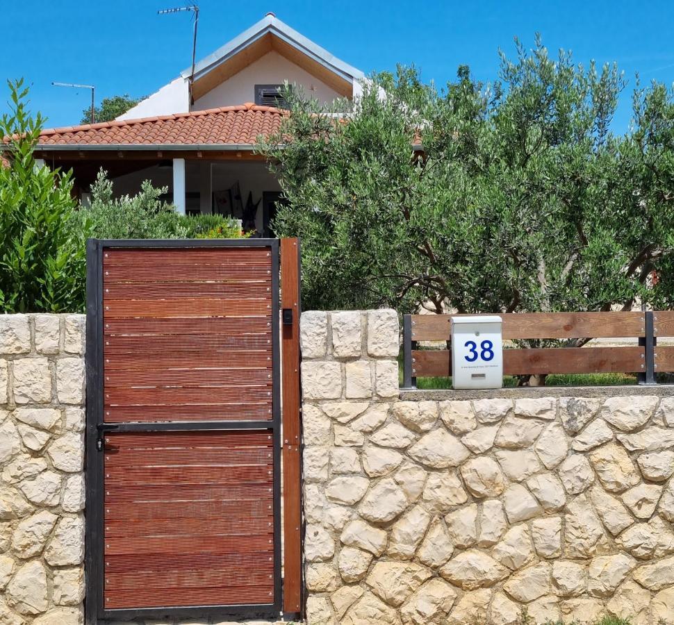 Holiday House Da & Do Pakoštane Zewnętrze zdjęcie