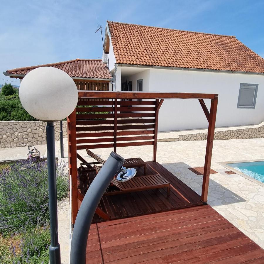 Holiday House Da & Do Pakoštane Zewnętrze zdjęcie